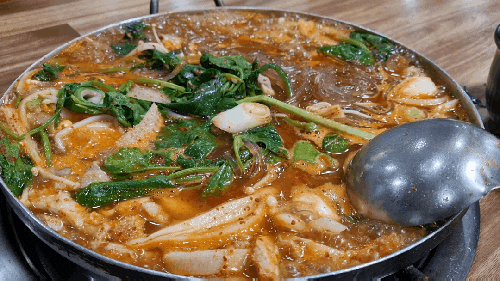  여수 거북선공원 맛집 :: 순천돌곱창 솔직후기 (현지인 추천 곱창전골)