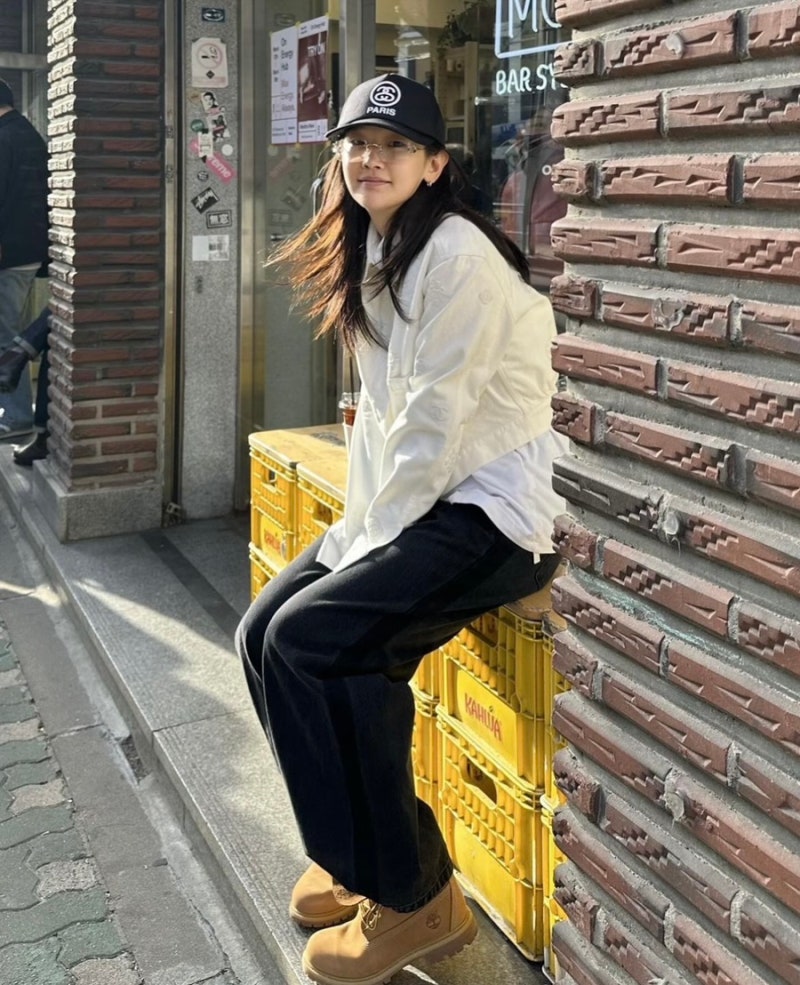 박소담 인스타그램 사복 패션 긱시크룩 스타일링 여자 연예인 선글라스 코디 미우미우 리가....