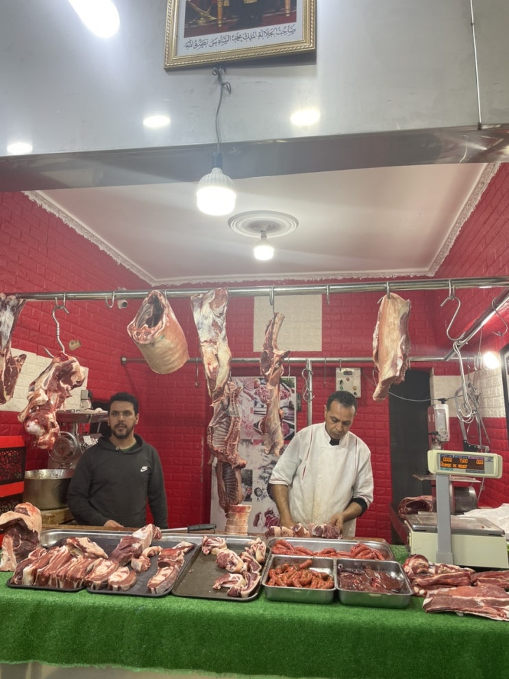  <모로코 여행> 메크네스 Meknes 찐로컬 바베큐 식당 , 정육점식당