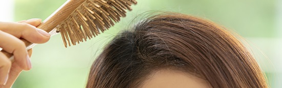  하루 2번 머리 감는데 비듬이 생기는 이유는?