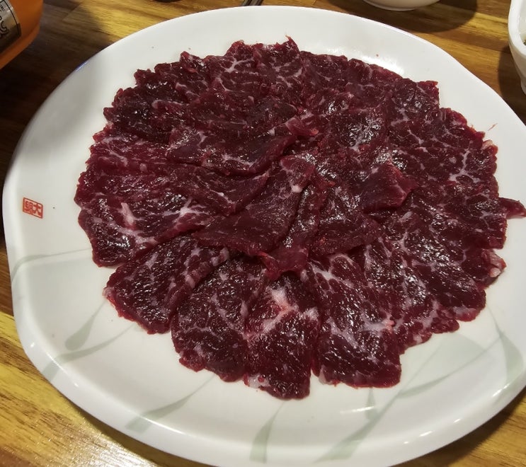  구미 옥계 육회 생고기(뭉티기) 맛집 추천 <금송아지 생고기 옥계점>