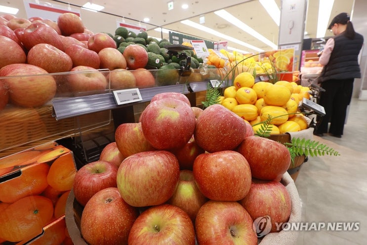 기후변화에 사과·배 서리 피해 늘어…6년간 보험금 8천633억원 기후변화에 사과·배 서리 피해 늘어…6년간 보험금 8천633억원