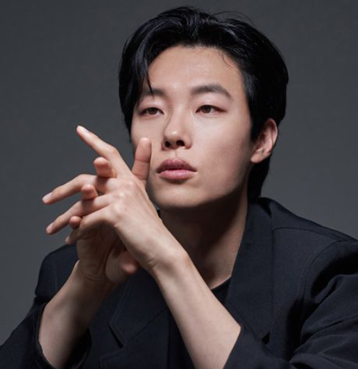 <b>류준열</b> '칠보산도병풍 영상전' 재능기부로 문화재청 <b>감사패</b>... 