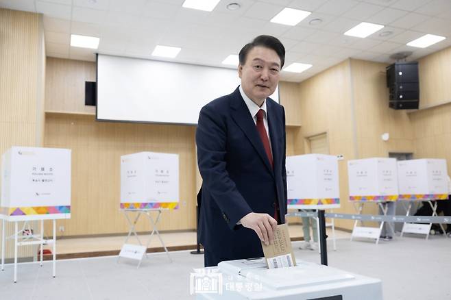야당 압승전망, 윤석열 정권 언론탄압이 <b>정권심판론</b> 불붙였다