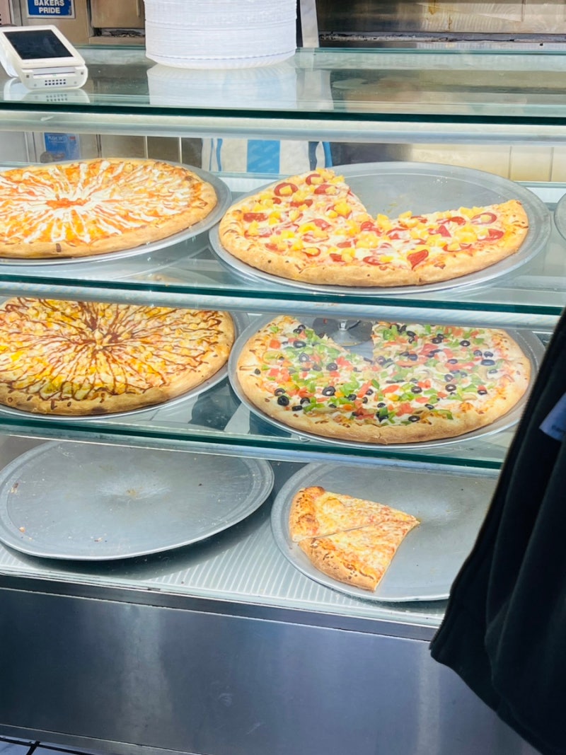 미국 뉴욕 한 달 살기] #10. 99센트 피자 두 곳 비교. 1달러 피자 맛집, 99 Cents Delicious Pizza 추천.  타임스퀘어, 브라이언트 파크 가성비 맛집 : 네이버 블로그