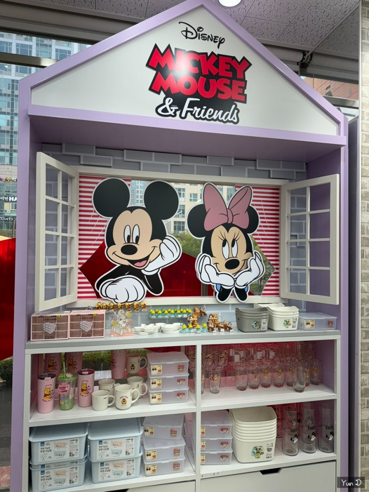  부천 신중동역 - 다이소 디즈니 짱구 제품 추천 가격 공유 (다이어리 꾸미기, 쇼핑백, 볼펜 등)