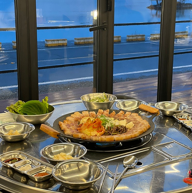 마산 구산면 맛집 벽돌집:바다가 보이는 뷰맛집 마산 외식