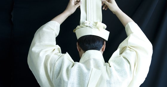 부모님 돌아가셔도 폰 해지 마라…전문가들의 '장례 조언' 부모님 돌아가셔도 폰 해지 마라…전문가들의 '장례 조언'