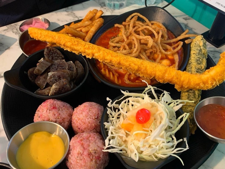  뚝섬역 떡볶이맛집 옥희분식 성수동데이트