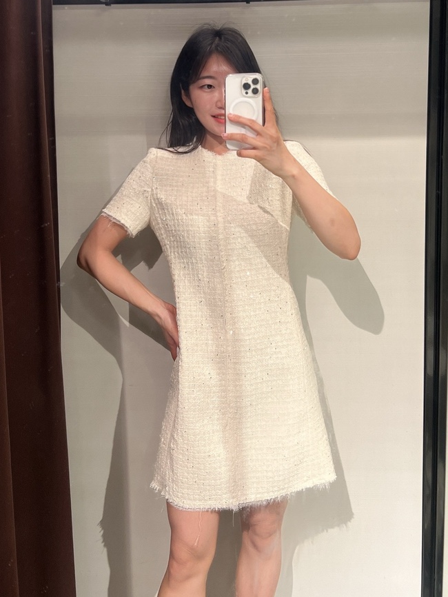  자라 하객룩 ZW collection 트위드 원피스  SHORT TEXTURED DRESS 착용해 봤어요.