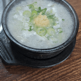  포천/선단동 :: 다진마늘로 깊은 맛을 자아내는 '장수촌순대국' / 내돈내산