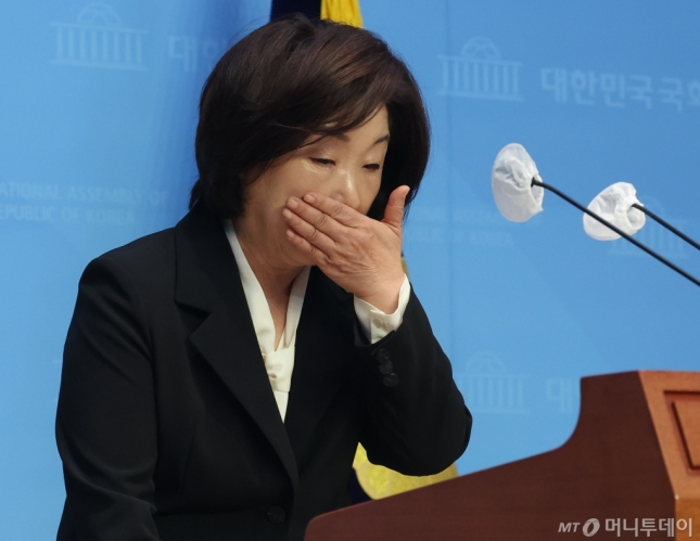 <b>심상정 녹색정의당</b> 0석 "참패 책임 통감" 정계은퇴 선언