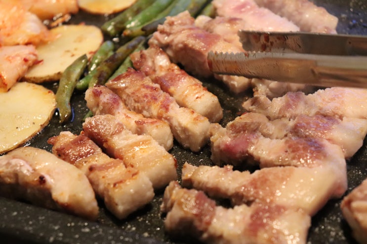 매력덩어리 - 수원 세류동 생삼겹살 고기맛집