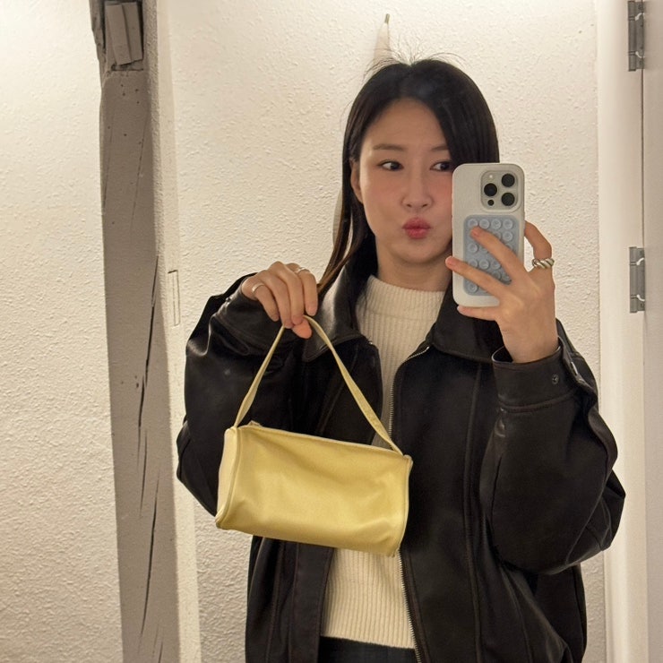  서촌 쇼룸투어 홈오브하이(home of hai) 매장 실크가방 플랫슈즈