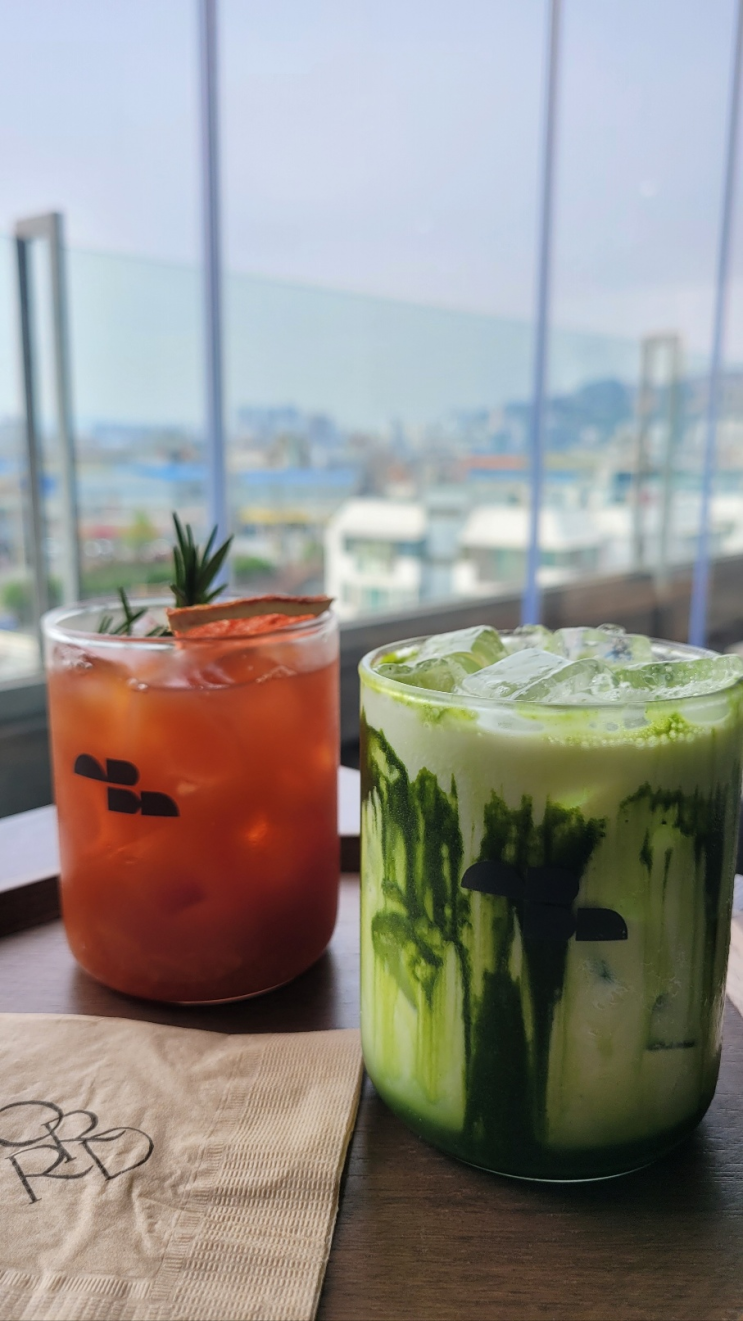  [학장 카페] 오르디, 공장 뷰 속에 약간의 제주 감성! 조용해서 Not Bad!