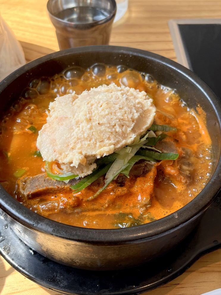  시청역 뼈해장국 맛집 콩뼈숯뼈감자탕 북창점 24시간 영업