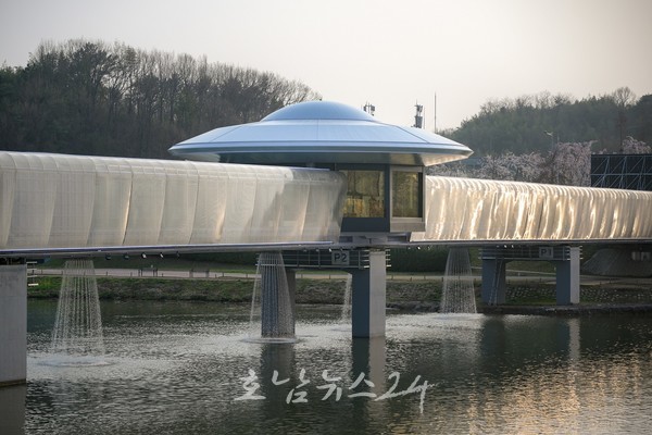  아이들의 꿈이 우주로 연결되는 상징적인 공간 ‘스페이스 브릿지’, 순천 랜드마크 급부상