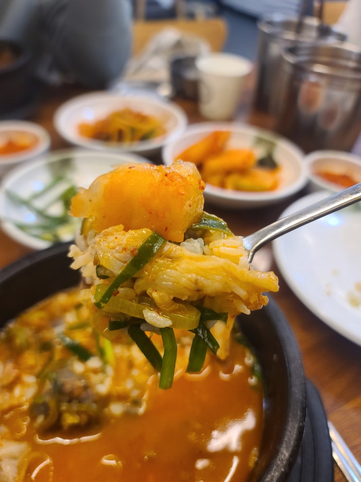  숙대입구맛집 쫄깃한 순대와 얼큰한 국물이 일품인 신청파찹쌀순대