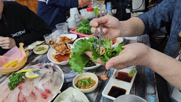  모슬포 맛집 부두식당 두툼하고 쫄깃한 식감이 있는 횟집