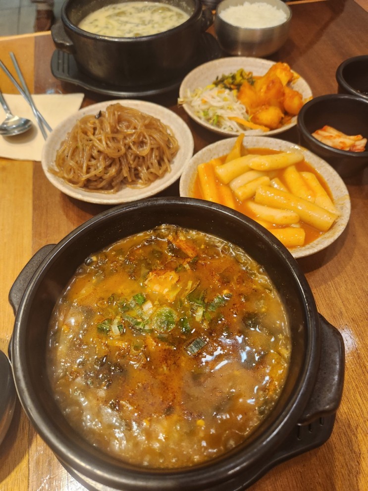 합정맛집 ㅣ 점심으로 훌륭한 한 끼 '순남 시래기' 메세나폴리스점 후기