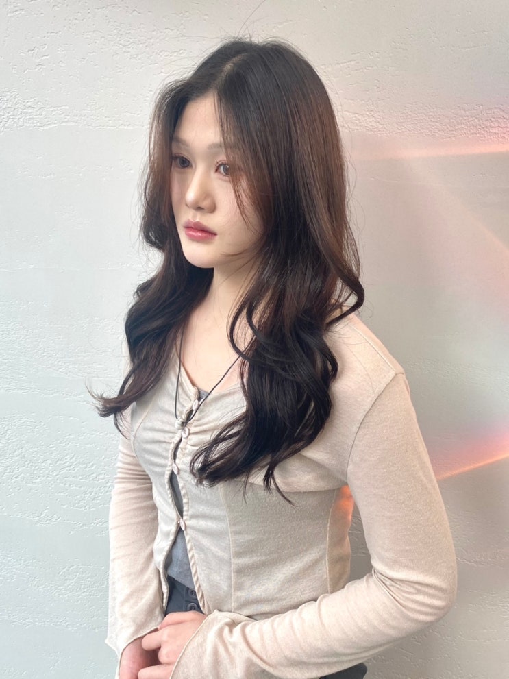  홍대미용실 보그헤어 초이 하이 레이어드컷 /롱헤어 레이어드펌