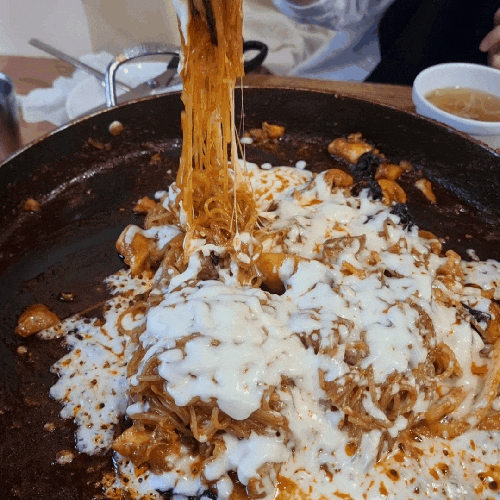  건대닭갈비 미슐랭빕구르망 선정 다른곳은 다 잊었다 N번 방문한 오근내7닭갈비