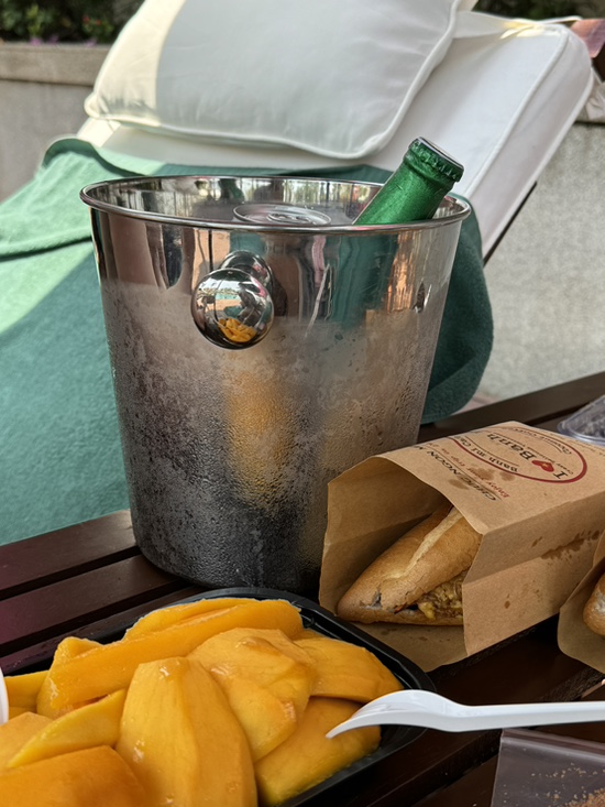  다낭맛집 | 여행객 입맛에 딱 맞는 아이러브반미 리뷰