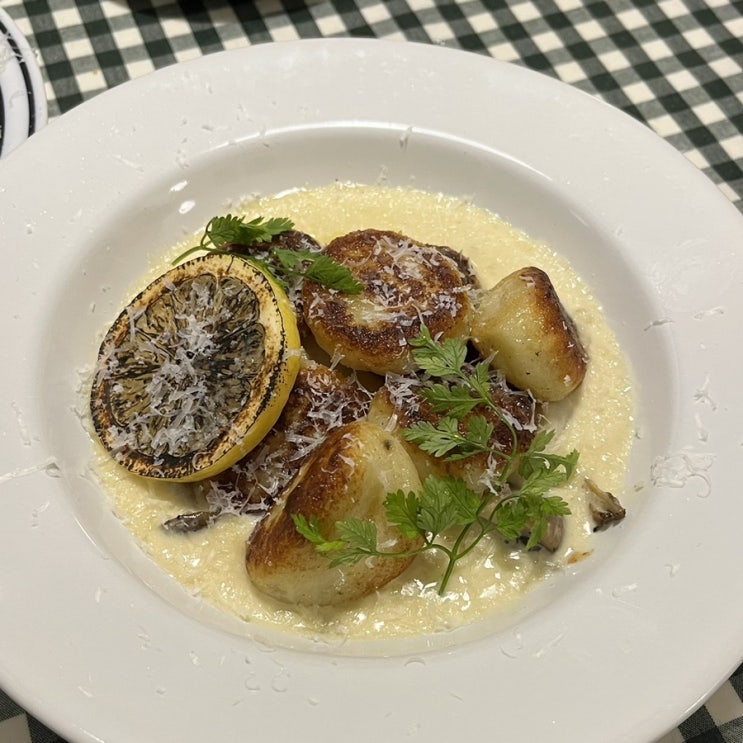  내돈내산 수원 행궁동 맛집 오테이블 행궁동 데이트 파스타집
