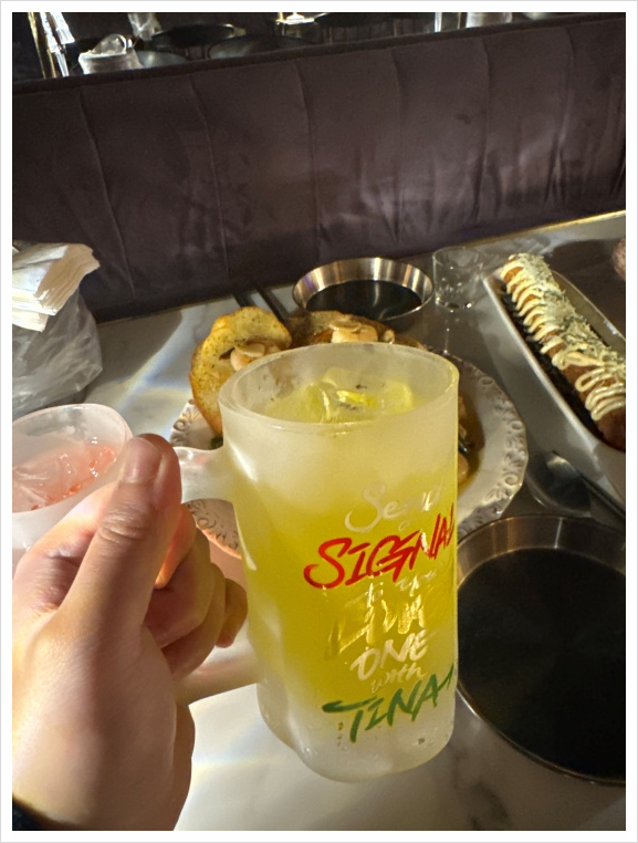  서초동 술집 넓은 홀에 놀라고 매력적인 포토존에 깜짝 서울주막 강남역 1호점