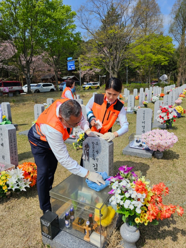 충남의용소방대연합회, <b>순직 소방공무원 추모</b>