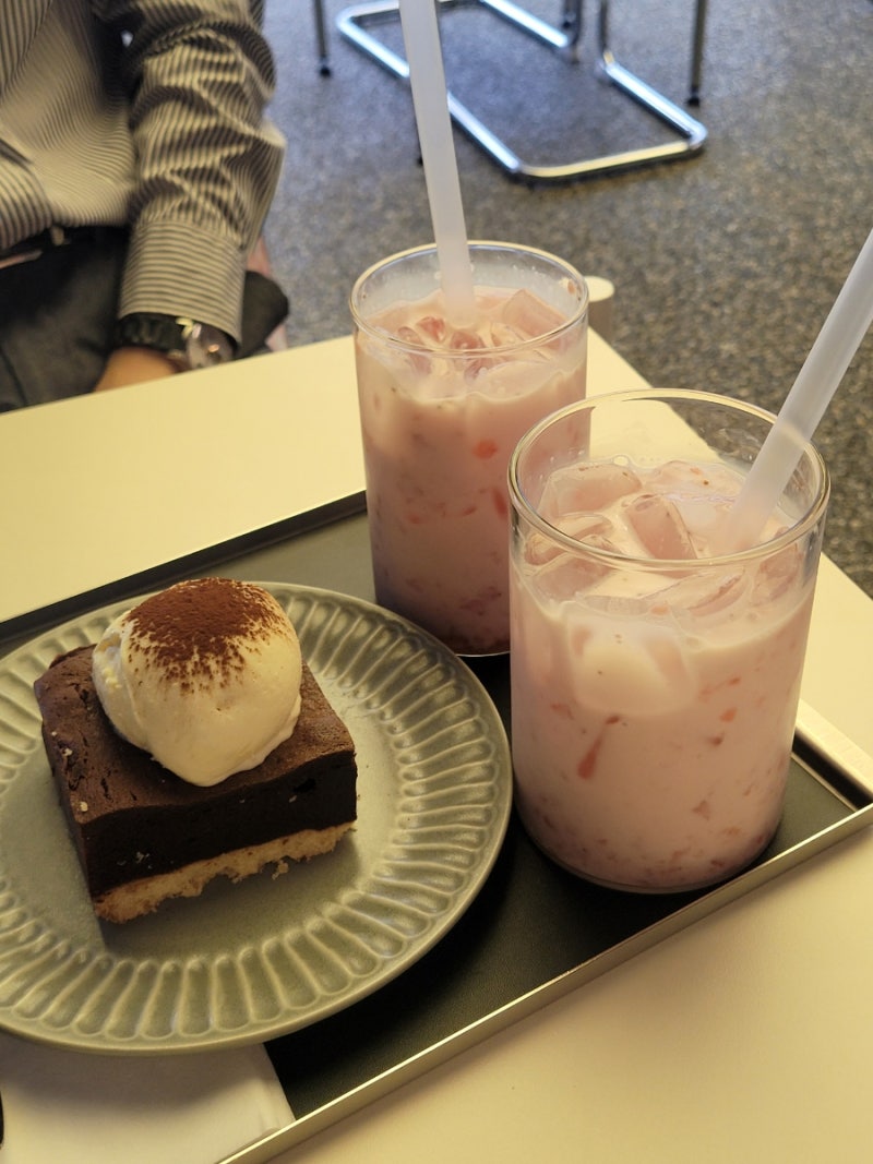 리플렉트커피 로스팅랩 ] 스페셜티 커피, 디저트 크럼블 맛집 양재역 카페 : 네이버 블로그