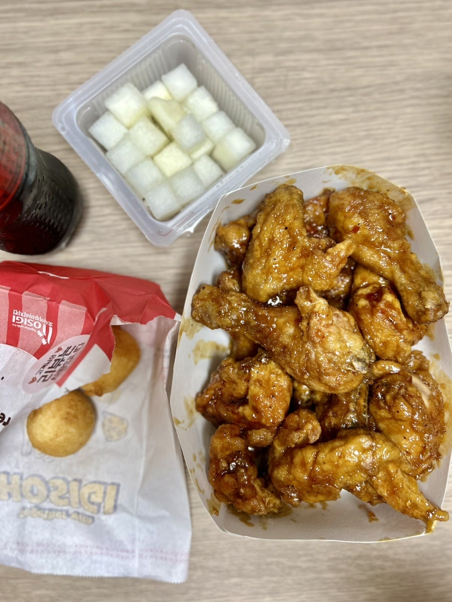 호식이두마리치킨 호계1호점 사진 6
