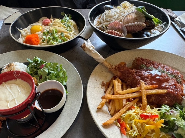  수원 매교역 돈까스 맛집 추천 더소랑트리