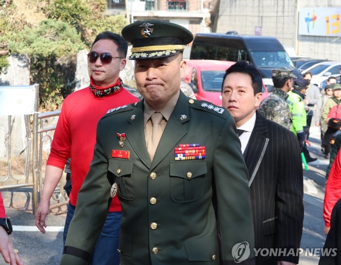 해병대 채상병 사건 전말,  <b>박정훈</b> 대령,  <b>김계환</b> 사령관 관계