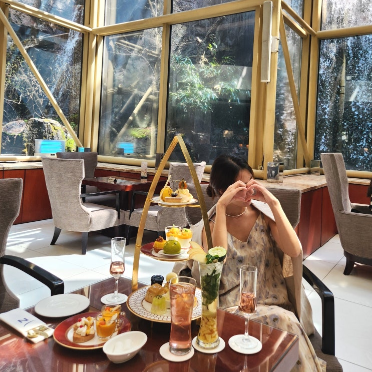  서울 노보텔 강남 애프터눈티 기념일 데이트추천