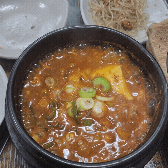  경남진해 용원CC맛집 순두부찌개 콩뜨란 , 김치찌개 고향집
