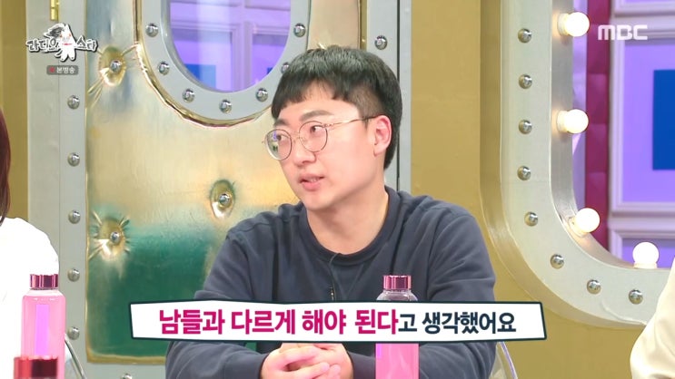충주맨이 충주 지자체 유튜브를 시작할 때 세운 2가지 철칙 충주맨이 충주 지자체 유튜브를 시작할 때 세운 2가지 철칙
