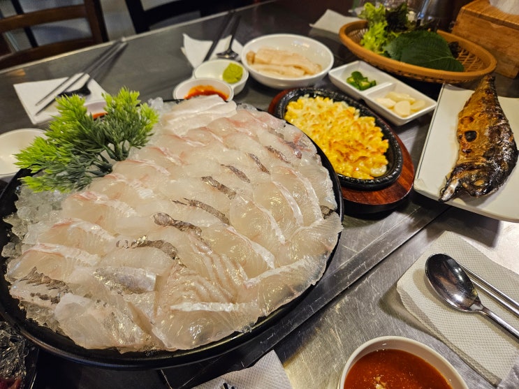  강남 24시 술집 논현 횟집 광명수산 영동점 모임장소