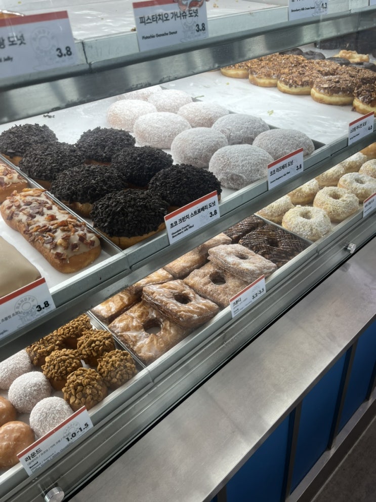  제주 애월 핫플 맛있고 달콤한 <랜디스 도넛>