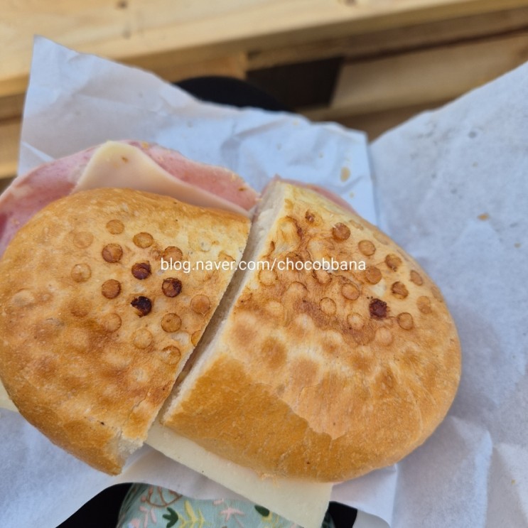 악소 양재천 독일식 브룃혠 샌드위치 파는 카페