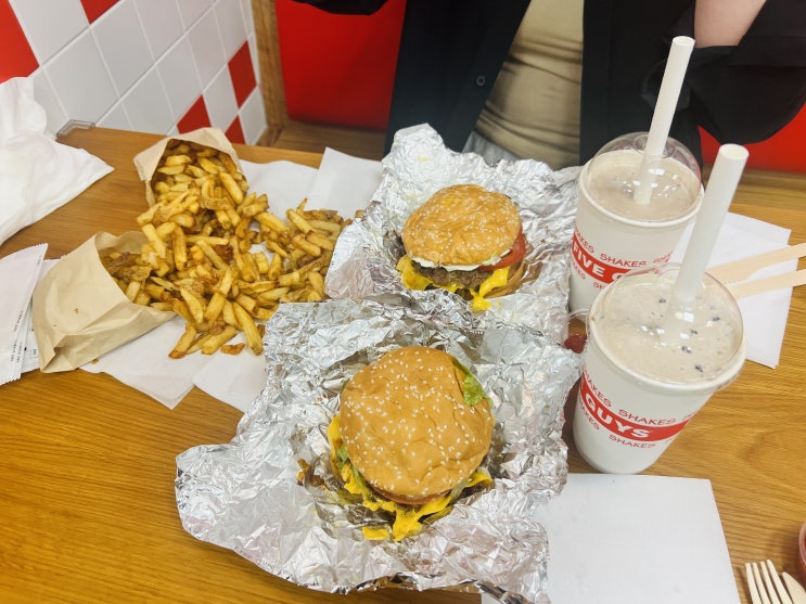 서울역 햄버거 맛집 파이브가이즈 서울역 생생후기!