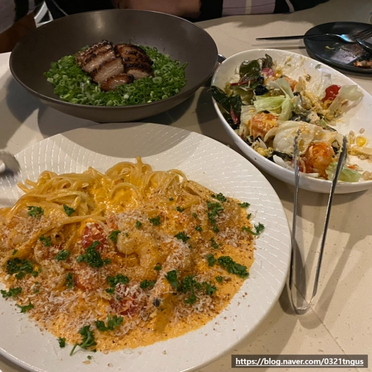 [역삼역레스토랑] 분위기 좋은 데이트, 소개팅 맛집(점심방문)- '인파밀리아 역삼점'