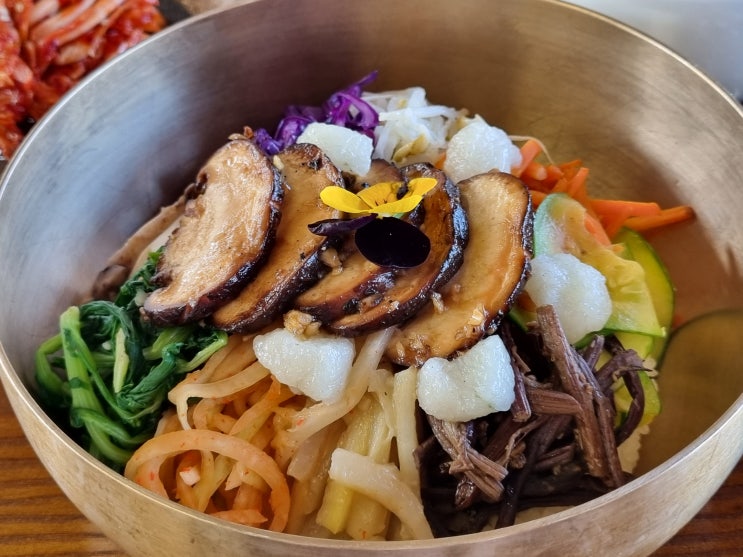  경주 한식 맛집 | 교촌삼백년집 경주본점