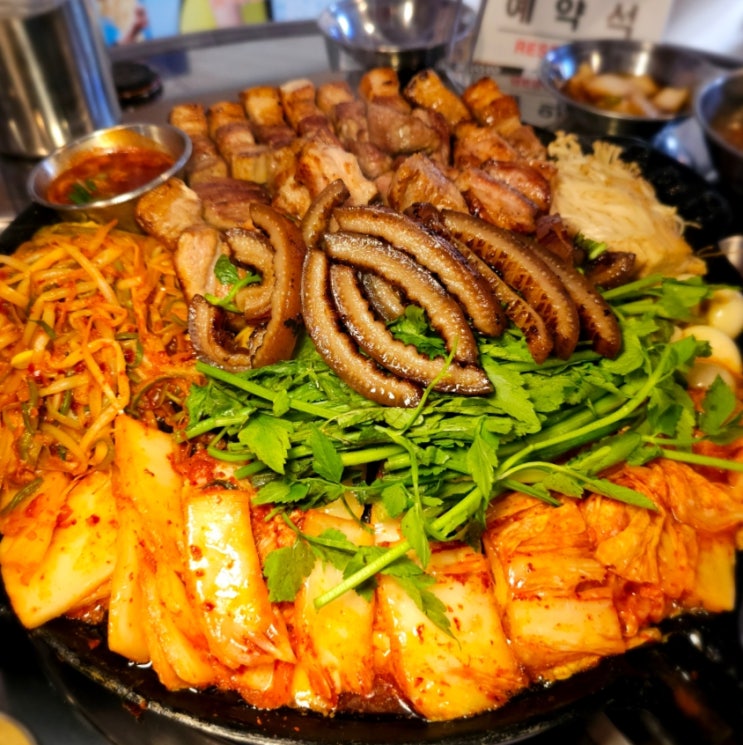  구미 진평동 맛집 임대장 모듬한판구이 삼겹살 구워 나오는 집
