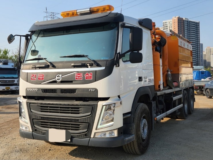  복합식준설차 중고하수구준설차 17톤복합식준설차 중고매매 볼보복합식준설차 FM450 2019년식 KCP제작 특트럭 허가용복합식준설차매매