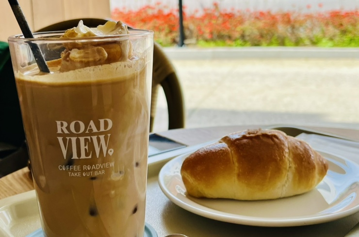  광주 동명동 신상카페 커피로드뷰 (@roadview) | 테라스 자리 추천
