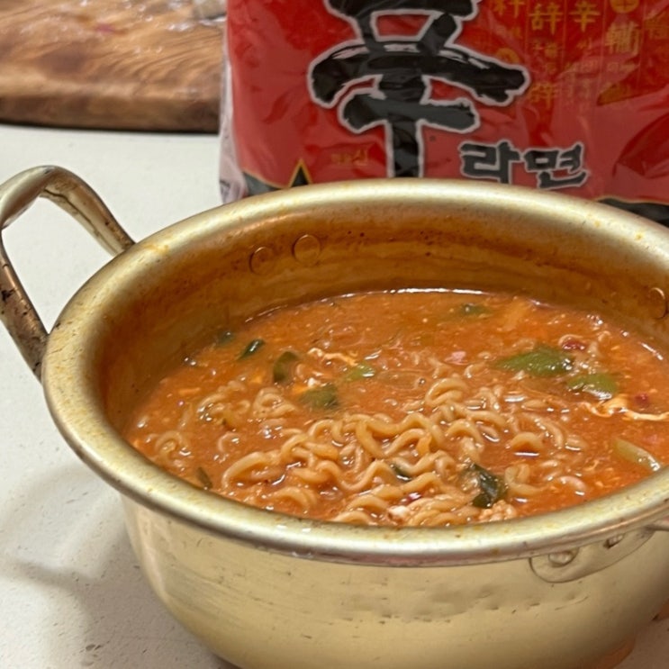  농심 신라면 레시피 나혼자산다 키 캠핑요리 토마토라면