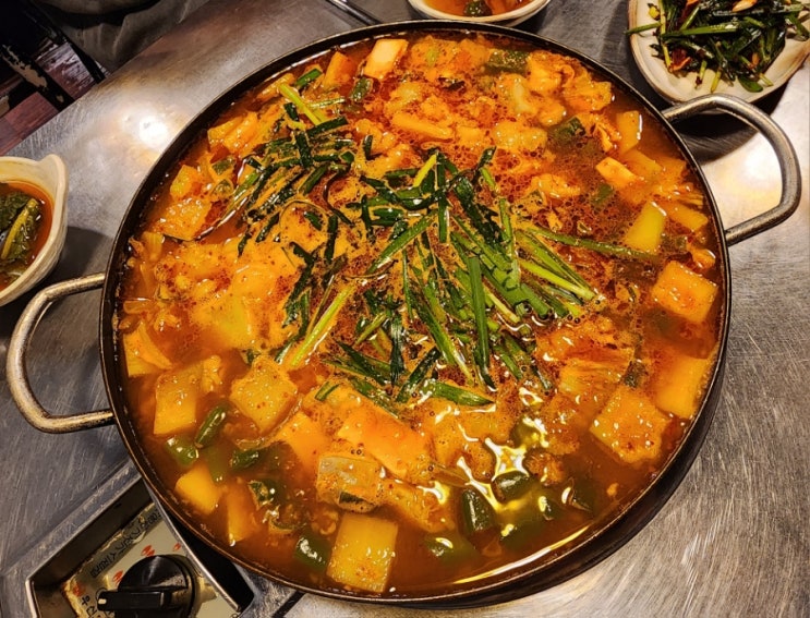  알천 성동본점 - 곱창전골이 맛있는 성수동 소곱창 전문점