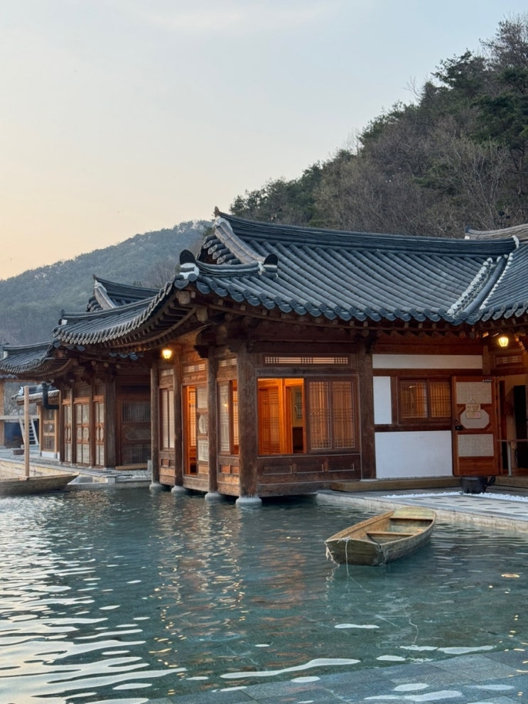  완주 카페 소양한옥티롤 나룻배 인생샷 전북 완주여행 전주 근교 가볼만한곳 추천