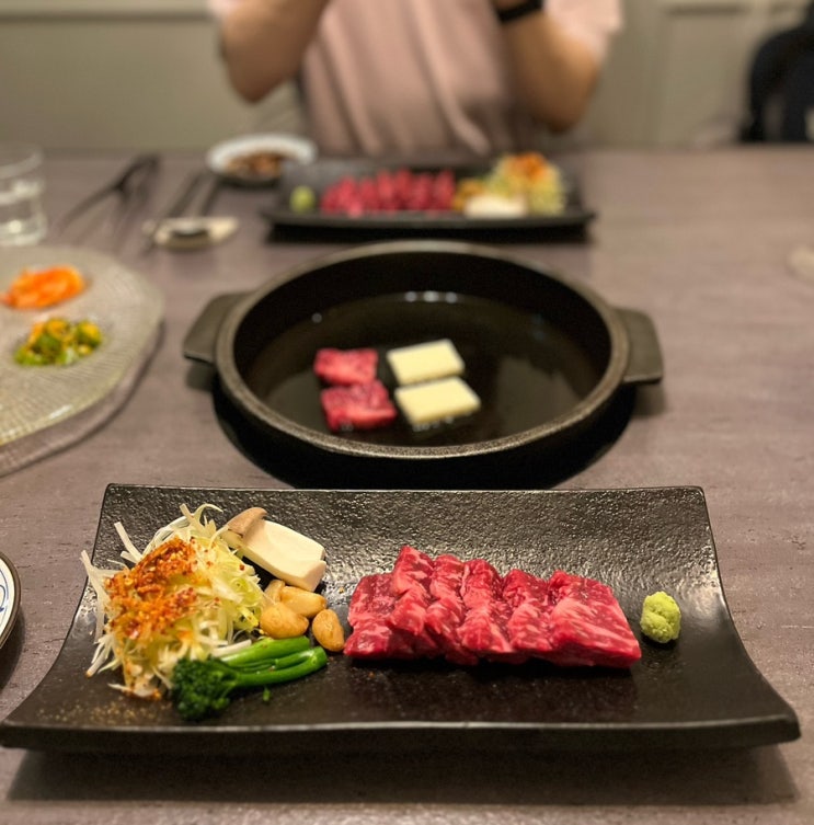 여의도 룸식당 도쿄등심 | 한우 오마카세에 콜키지 프리 와인모임으로 굿